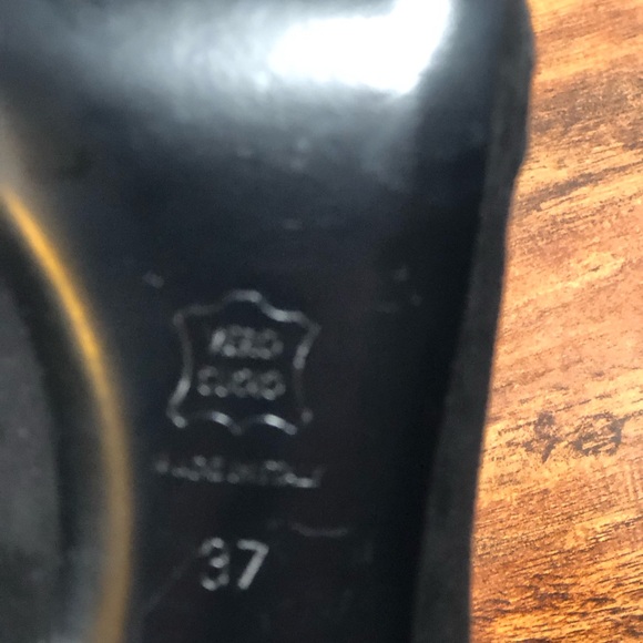 Russell & Bromley Black Suede Heels Open Toe Womens Size US 6 EU 37 UK 4 Italy - Picture 9 of 11